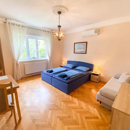 Apartment Vilara *